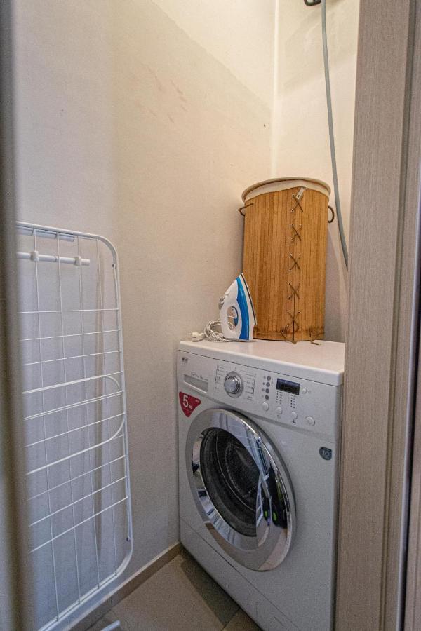 Ruterra Apartment Charles Bridge Прага Экстерьер фото